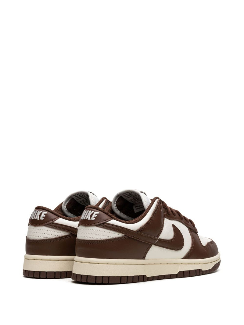 Nike dunk low brown