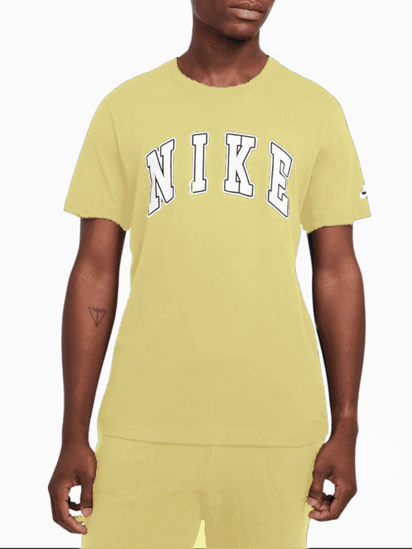 Nike T-shirt