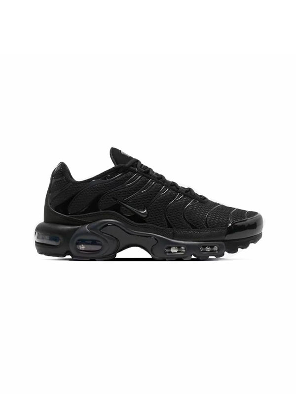 Air Max Plus "Triple Black"