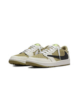 Jordan 1 Retro Low OG SP Travis Scott "Neutral Olive"