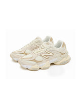 New Balance 9060 sea salt brown