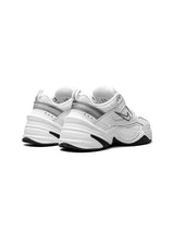 Nike tekno full white
