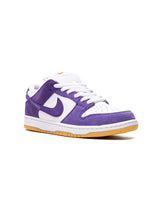 SB Dunk Low Pro ISO "Court Purple"
