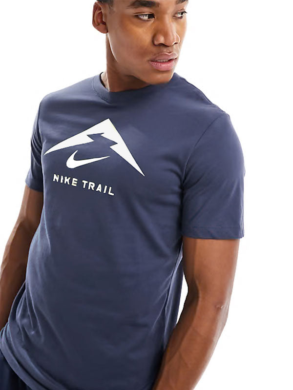 Nike T-shirt