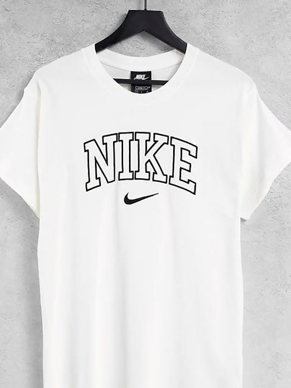Nike T-shirt